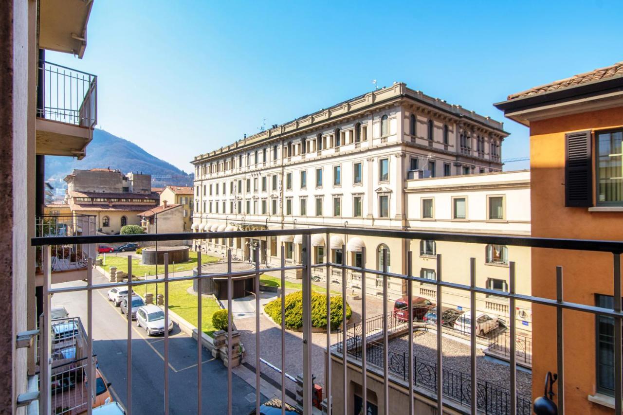 Piazza Roma - The House Of Travelers Lägenhet Como Exteriör bild
